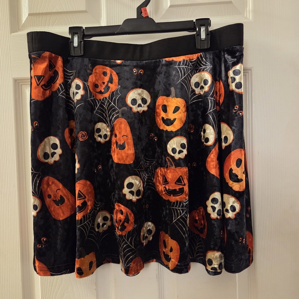 Shein Curve sz 3XL halloween short skirt velour pumpkins spiders elastic waist